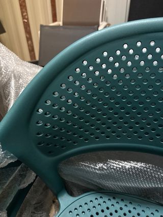 Silla de plástico azul/verde azulado