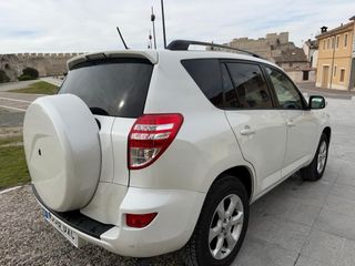 Toyota RAV4 2010
