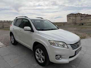 Toyota RAV4 2010