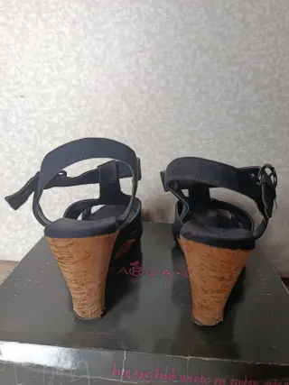 Sandalias cuña corcho azul y marrón