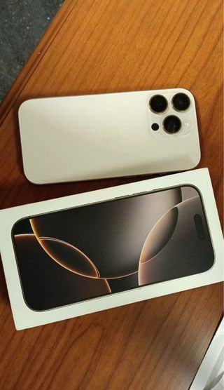 iPhone 16 Pro Dorado 128GB