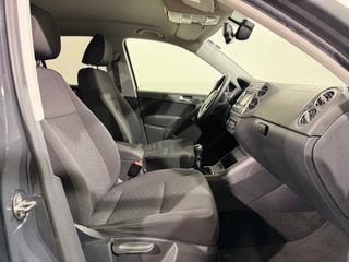 Volkswagen Tiguan Cross 2.0TDI 140cv Manual 2014