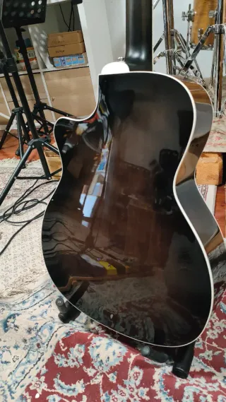 Guitarra Acústica Guild OM-260CE Flamed Mahogany