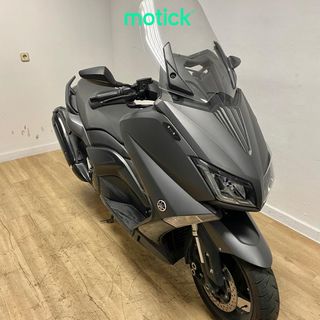 YAMAHA TMAX 530
