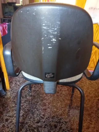 Sedia da ufficio grigia