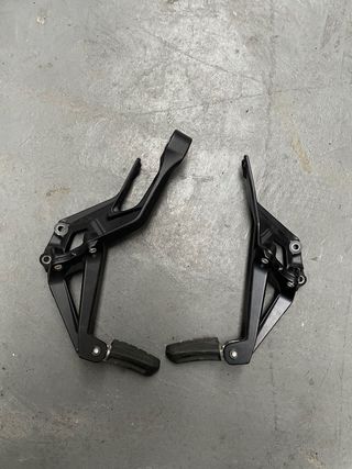 Estriberas Traseras KTM 1290