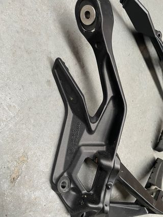 Estriberas Traseras KTM 1290