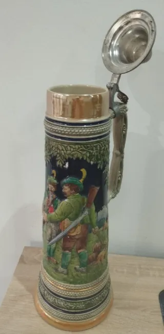 Jarra de Cerveza Alemana Colección Cerámica