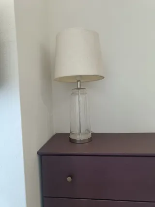 Lámpara de mesa Zara Home cristal y metal