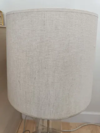 Lámpara de mesa Zara Home cristal y metal