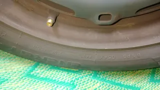 Ruedas Michelin con llantas 185/60/14 5 tornillos