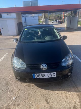 Volkswagen Golf 2003