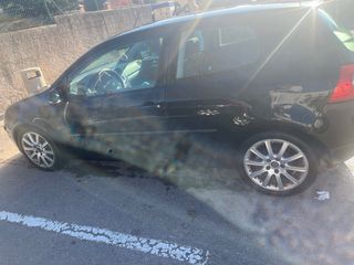 Volkswagen Golf 2003