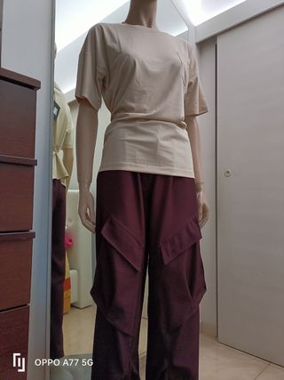 Maglia Elisabetta Franchi Beige con Logo Dorato