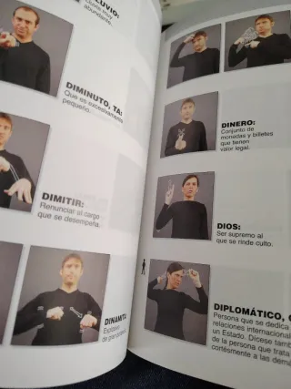 Diccionario de Lengua de Signos Española