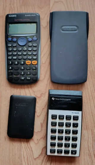 4 Calculadoras Casio y Texas Instruments