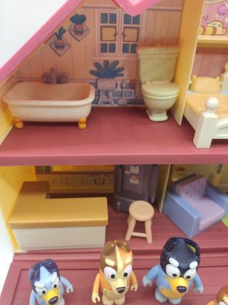 Casa Bluey Maletín + Figuras