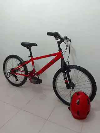 Bicicleta Rockrider Btwin 20 pulgadas niño