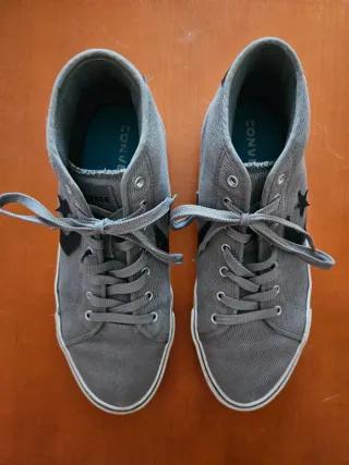 Zapatillas Converse grises altas