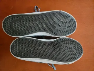 Zapatillas Converse grises altas