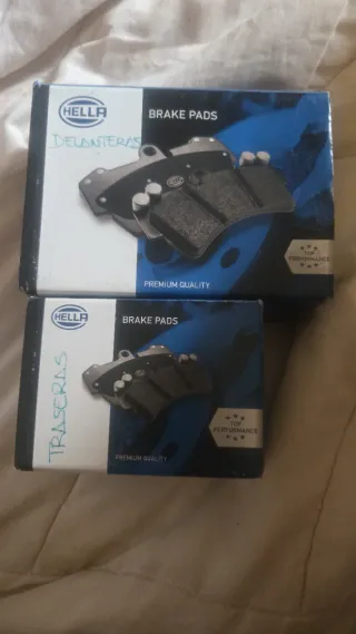 Pastillas delanteras y traseras sirocco