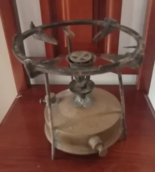 Cocinilla de camping antigua