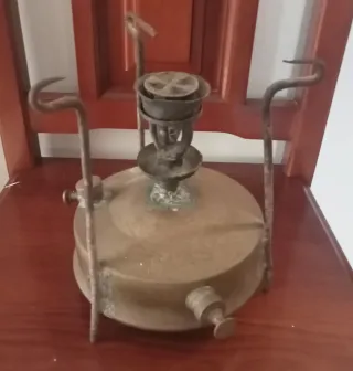 Cocinilla de camping antigua