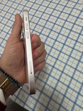 Apple iPhone 13 mini