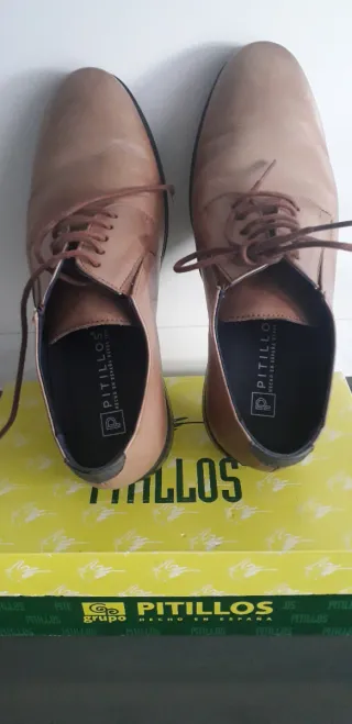 Zapatos de piel Pitillos, con cordones. Unixes