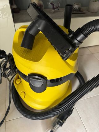 Aspirador Karcher WD 2.200