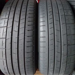 Neumáticos Pirelli 235 55 18