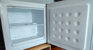 Congelador pequeño blanco Silva Homeline