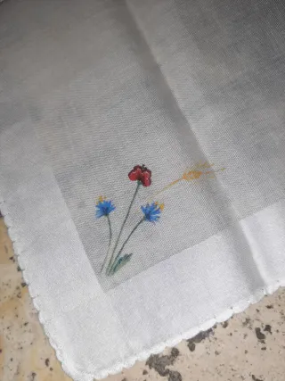 Fazzoletto vintage con iniziale S e fiori