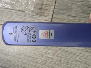 Plancha pelo cerámica morada y blanca