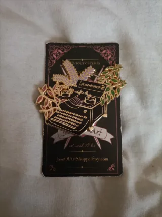 Pin resident evil Máquina de Escribir Amenhotep