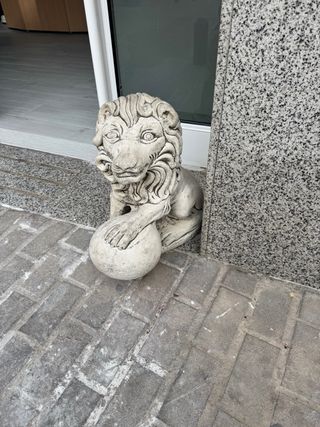 2 Statue di Leone in Pietra