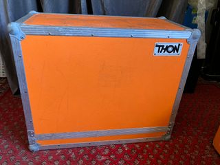 Orange AD30R con Flightcase