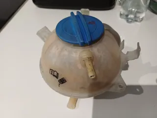 Depósito refrigerante G12 VW Golf VI y grupo VaG