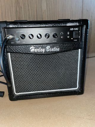 Guitarra Eléctrica Harley Benton + Amplificador