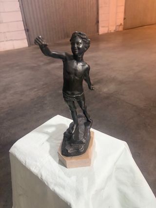 Statua bambino in bronzo altezza 34 cm