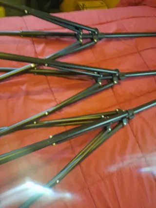 3 Trípodes para Cámara/Focos nuevos.