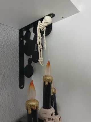 Imán esqueleto articulado decorativo