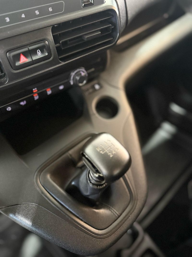 Peugeot Rifter 1.5 BlueHDi Active Standard 2020, foto 11