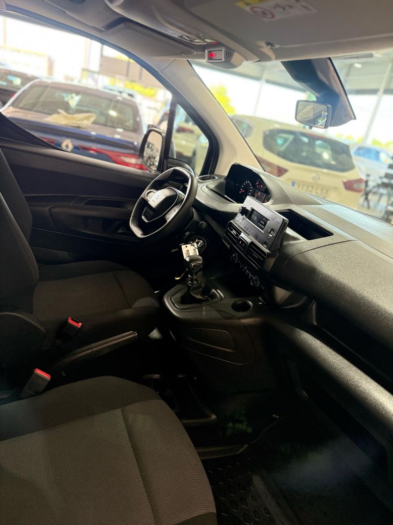 Peugeot Rifter 1.5 BlueHDi Active Standard 2020, foto 21