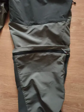 Pantalón Trekking Desmontable Forclaz MT500 TallaM