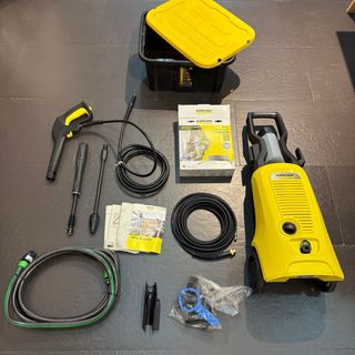 Limpiadora a presión Kärcher + tubo desatascador.