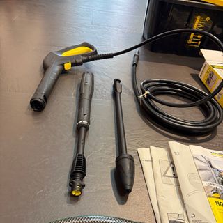 Limpiadora a presión Kärcher + tubo desatascador.