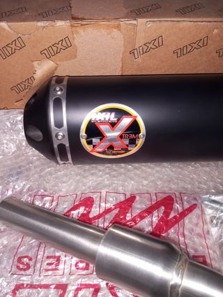 Escape IXIL Yamaha X-max 125 (06-16) Nuevo