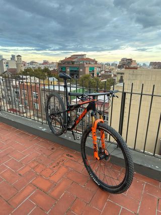 Bicicleta KTM Scarp.