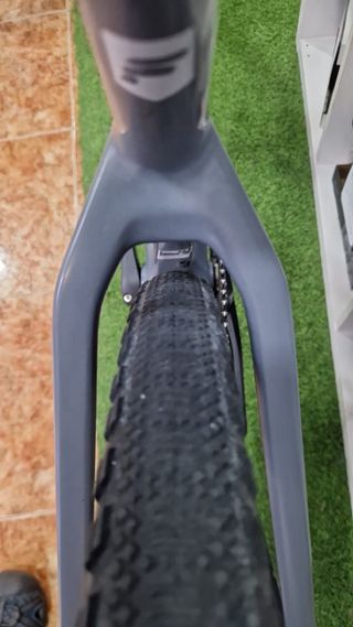 FOCUS ATLAS GRAVEL CARBONO SHIMANO GRX 12V TALLA S